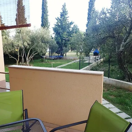 Lea - Only Few Steps From The Beach