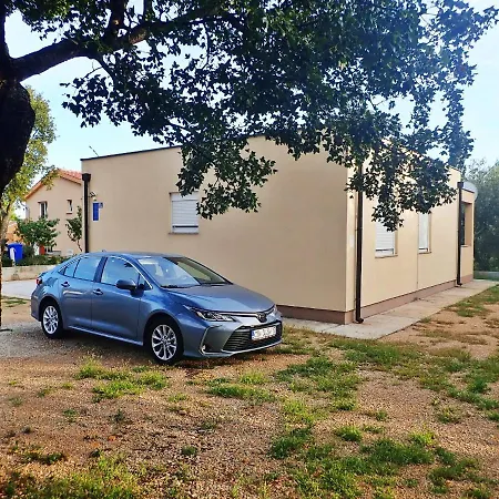Lea - Only Few Steps From The Beach Apartment